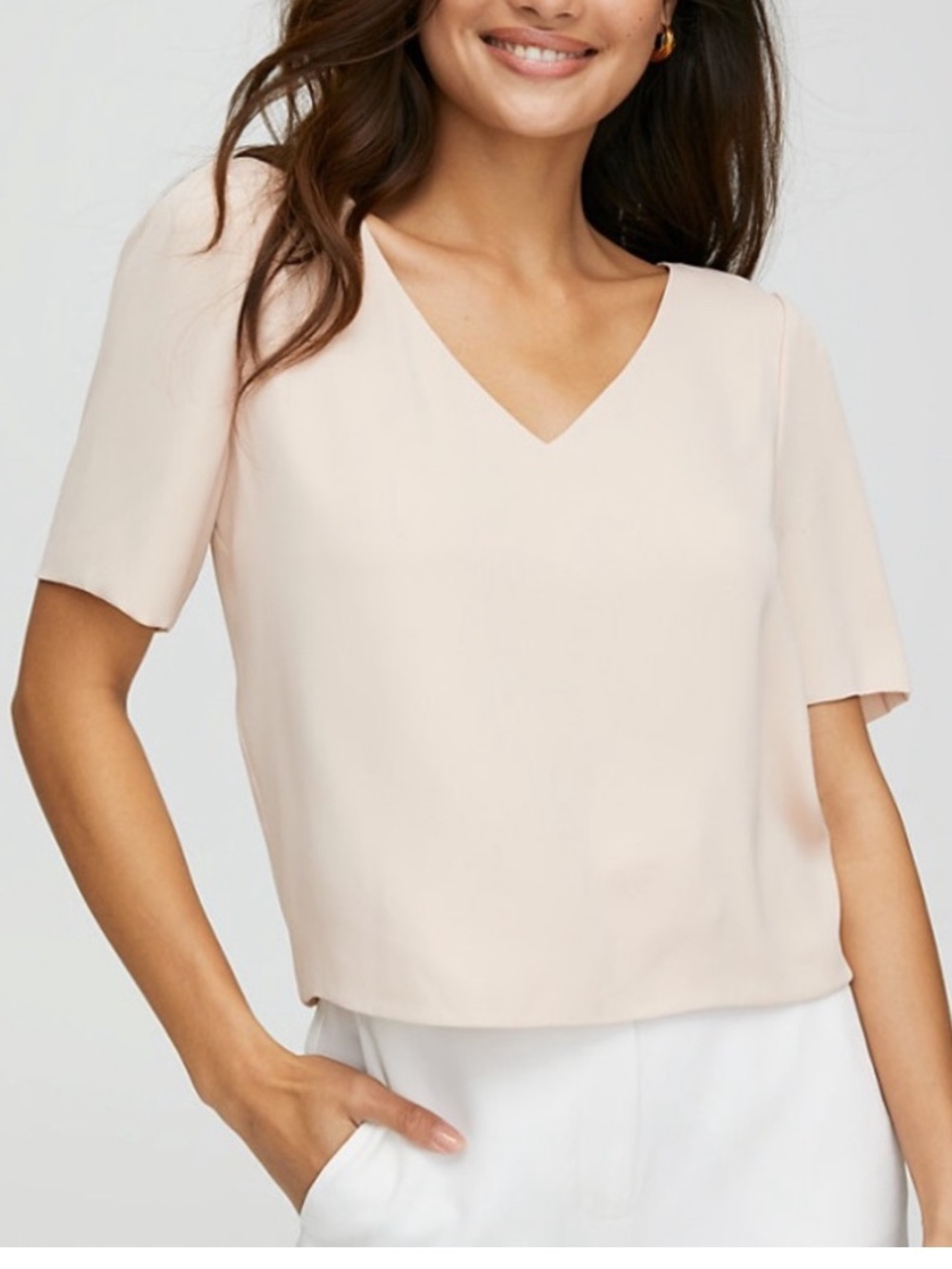 Aritzia Babaton Randy V Neck Blouse Beige XS Short Sleeve Top